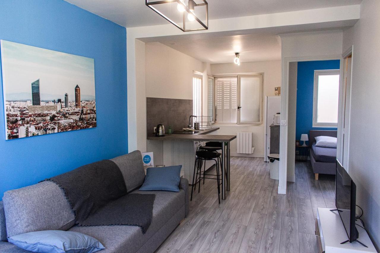Apartament Maisonnette Avec Jardin, Parc Du Chene Bron Zewnętrze zdjęcie