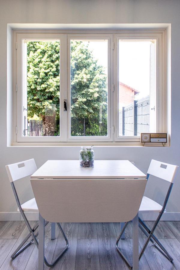 Apartament Maisonnette Avec Jardin, Parc Du Chene Bron Zewnętrze zdjęcie